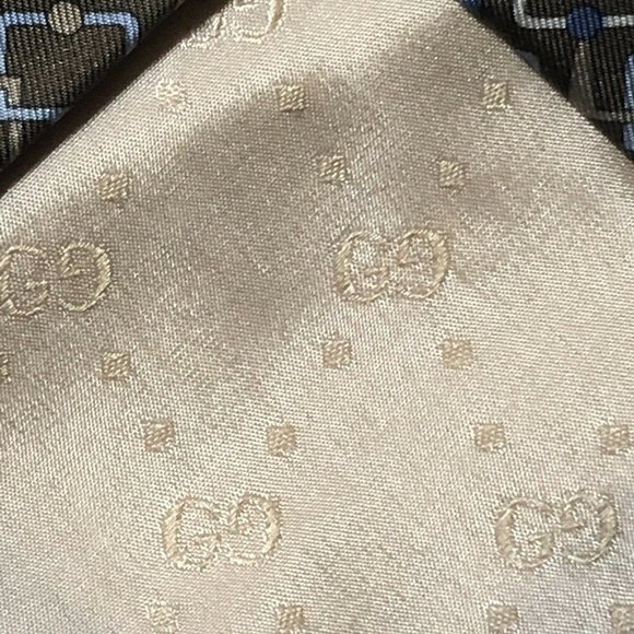 Gucci Men’s Brown/Bronze Geometric Motif Silk Tie - Picture 6 of 7